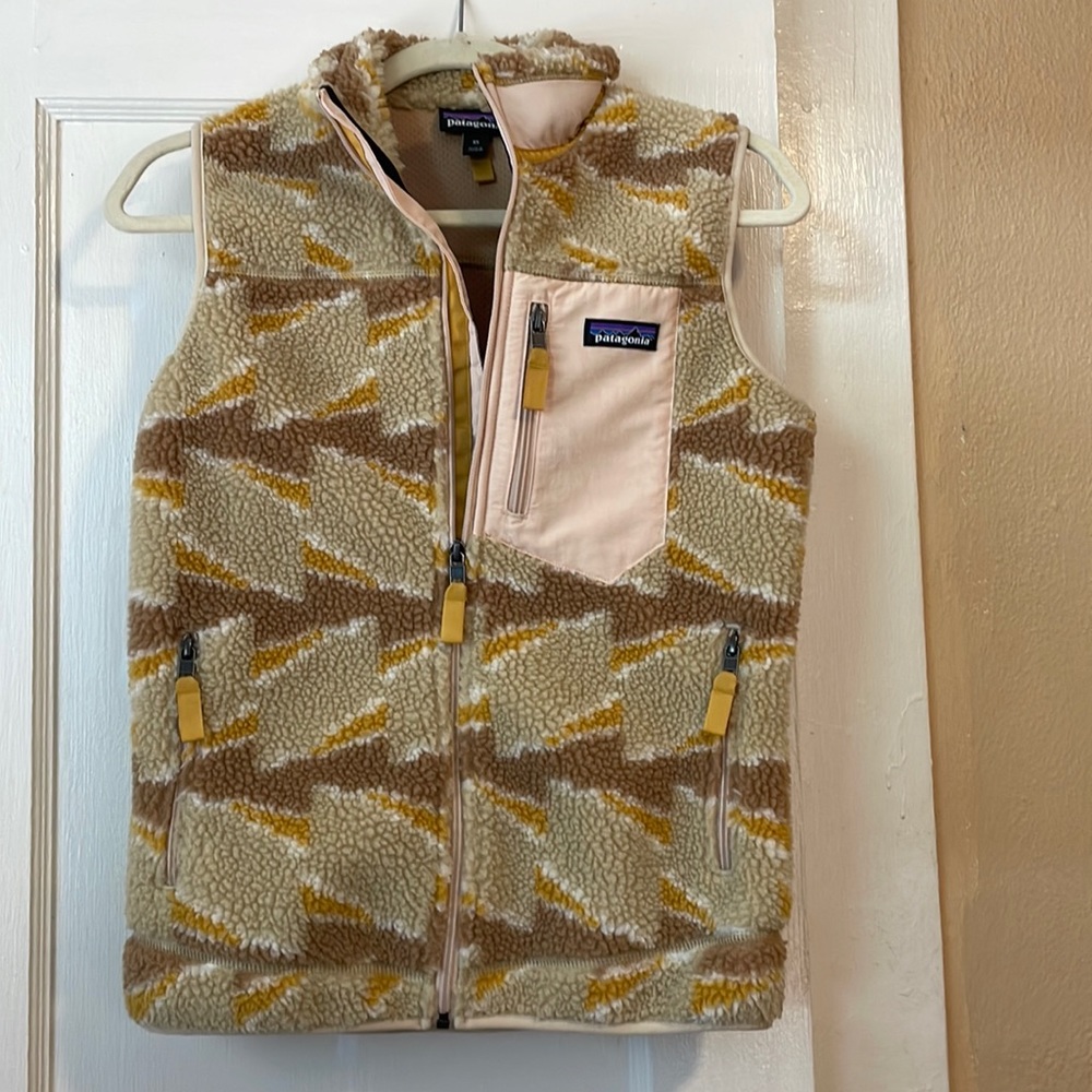 Patterned Patagonia Fleece Vest